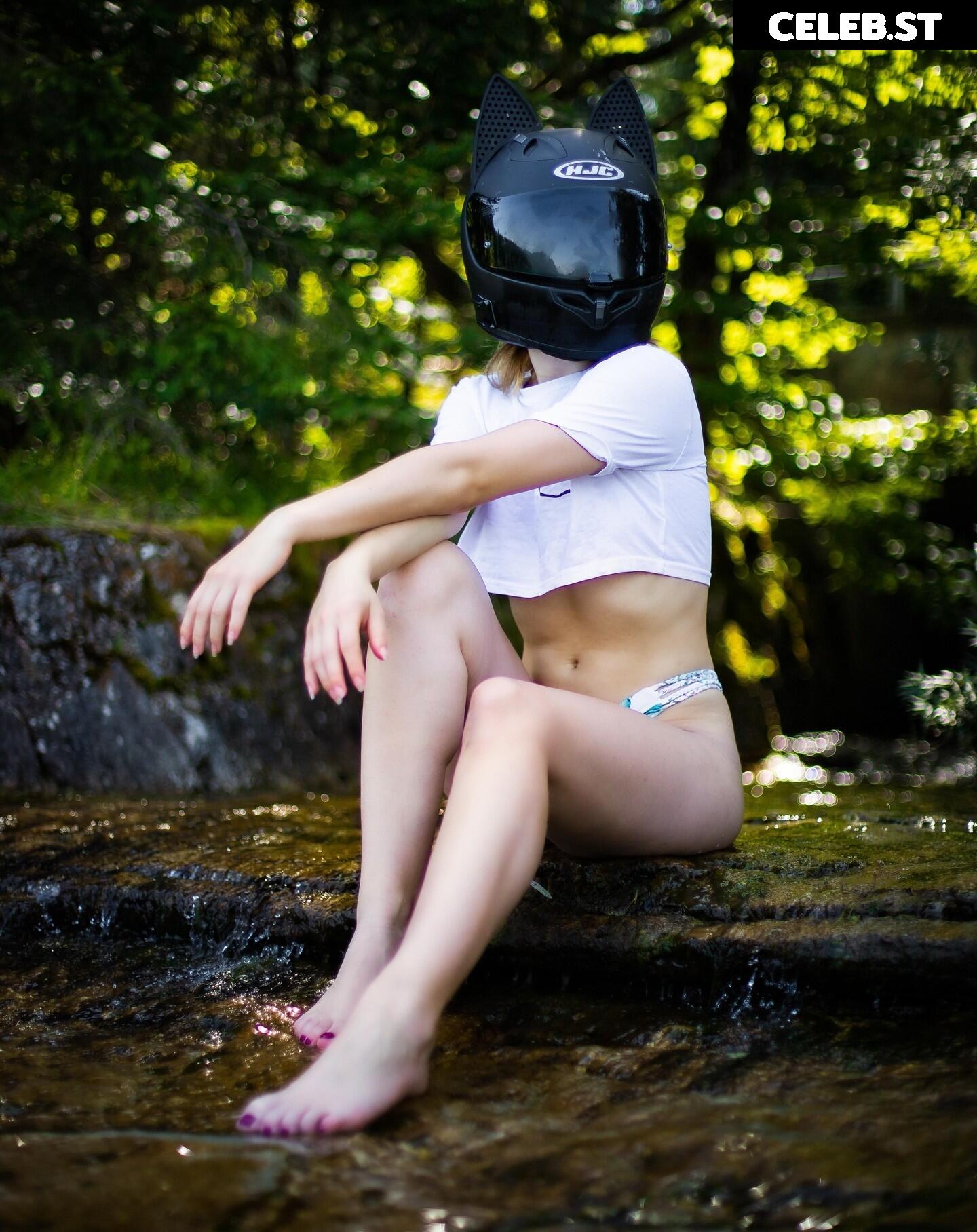 Biker_qu33n Image 703347
