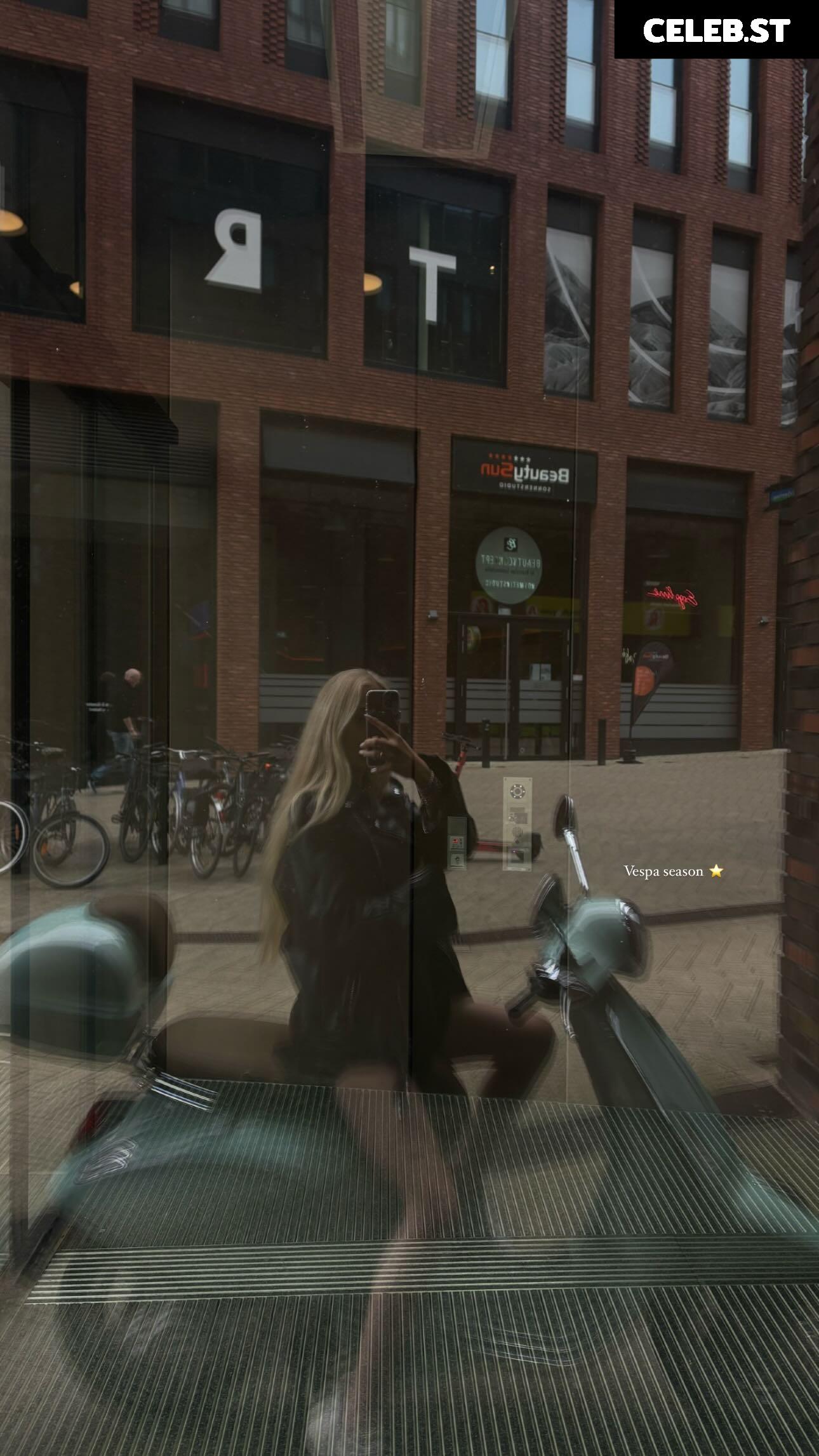 Carla Wiedbrauk Image 703006