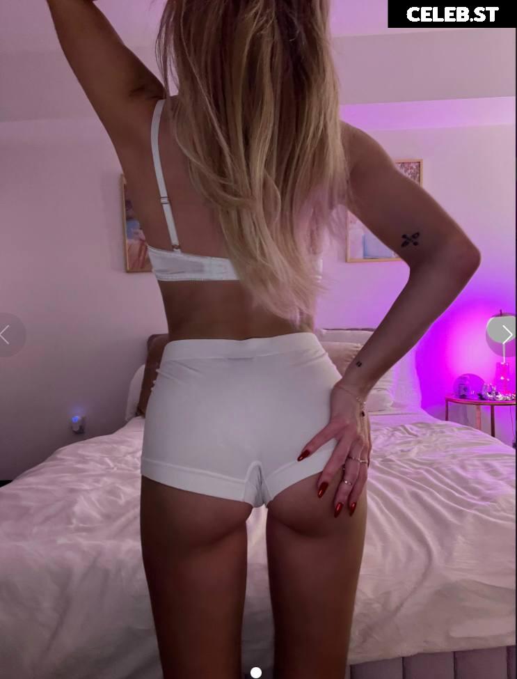 Taylor Hudson Image 703021