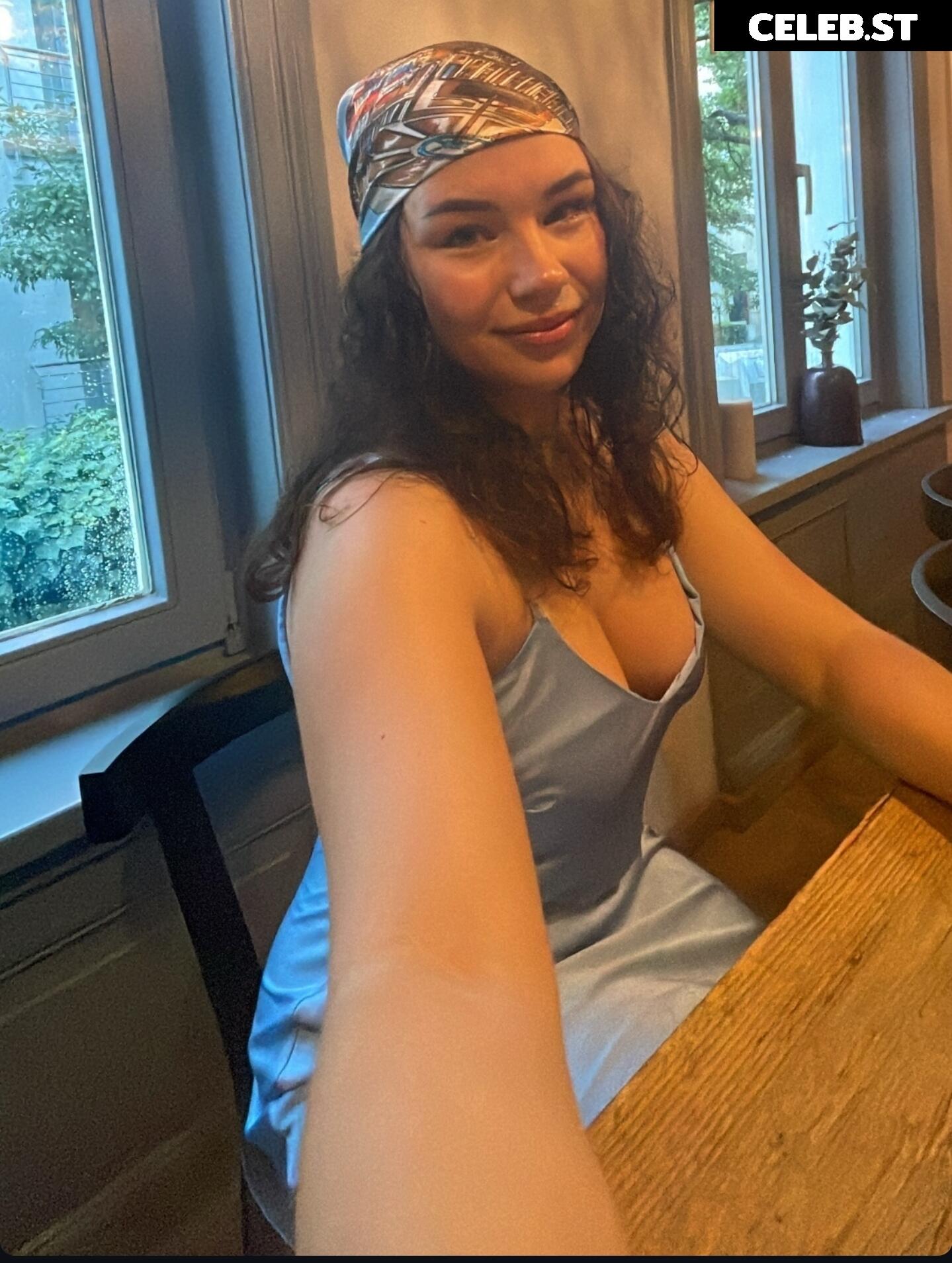 alisa_mach Image 703830