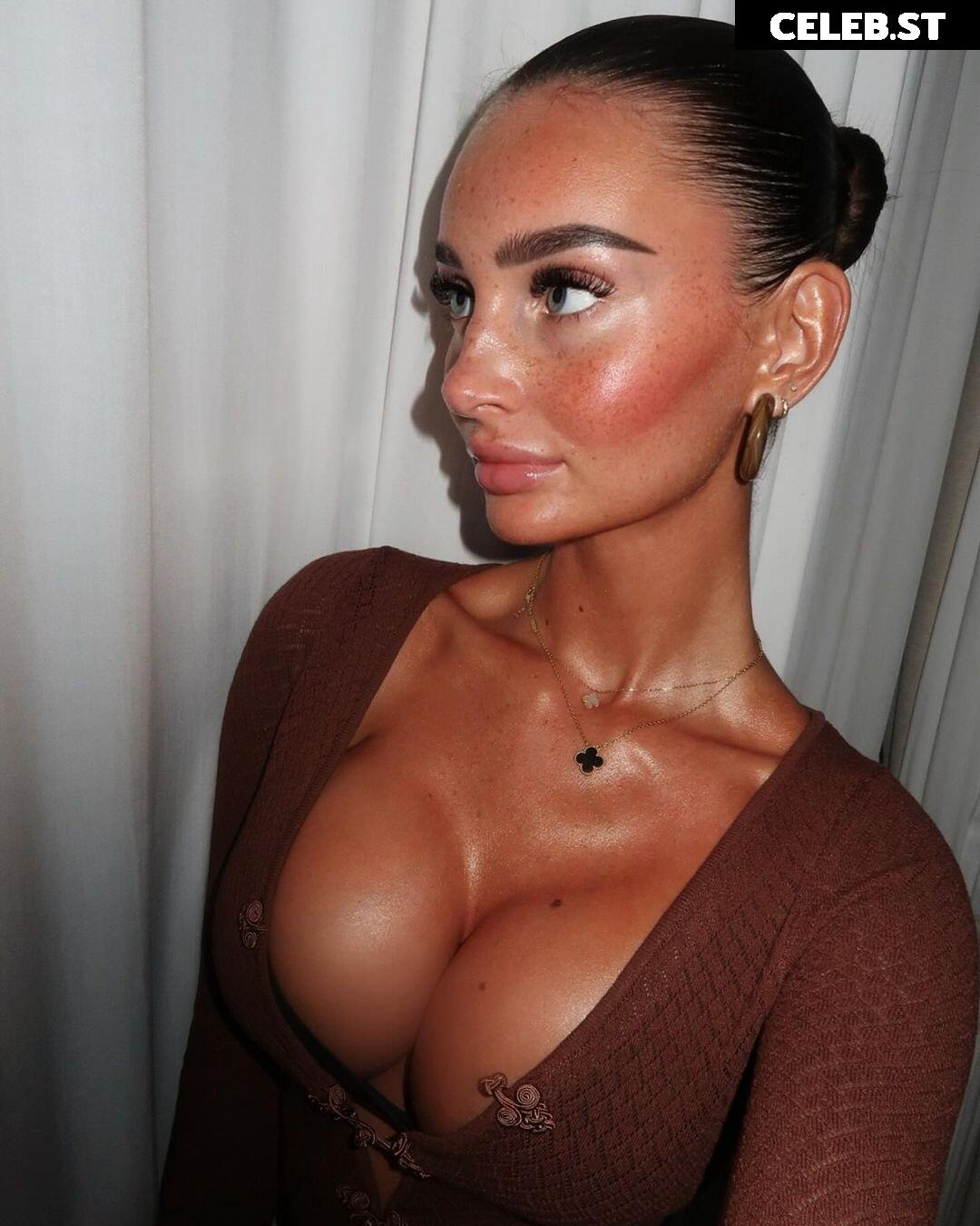 Maddy Cheary Image 702771