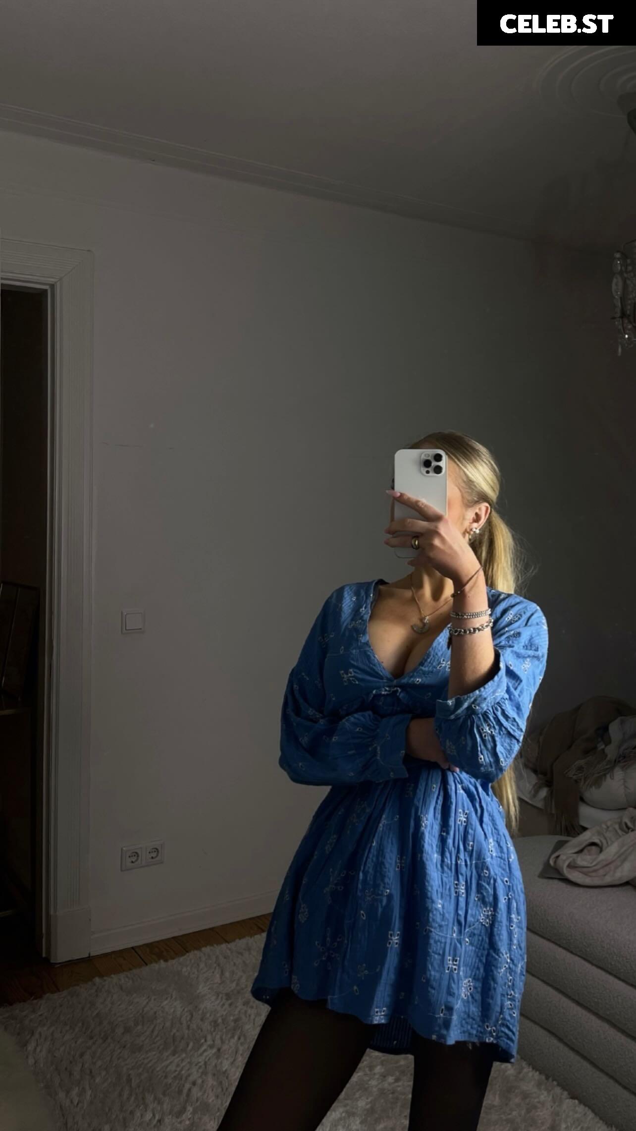 Carla Wiedbrauk Image 702717
