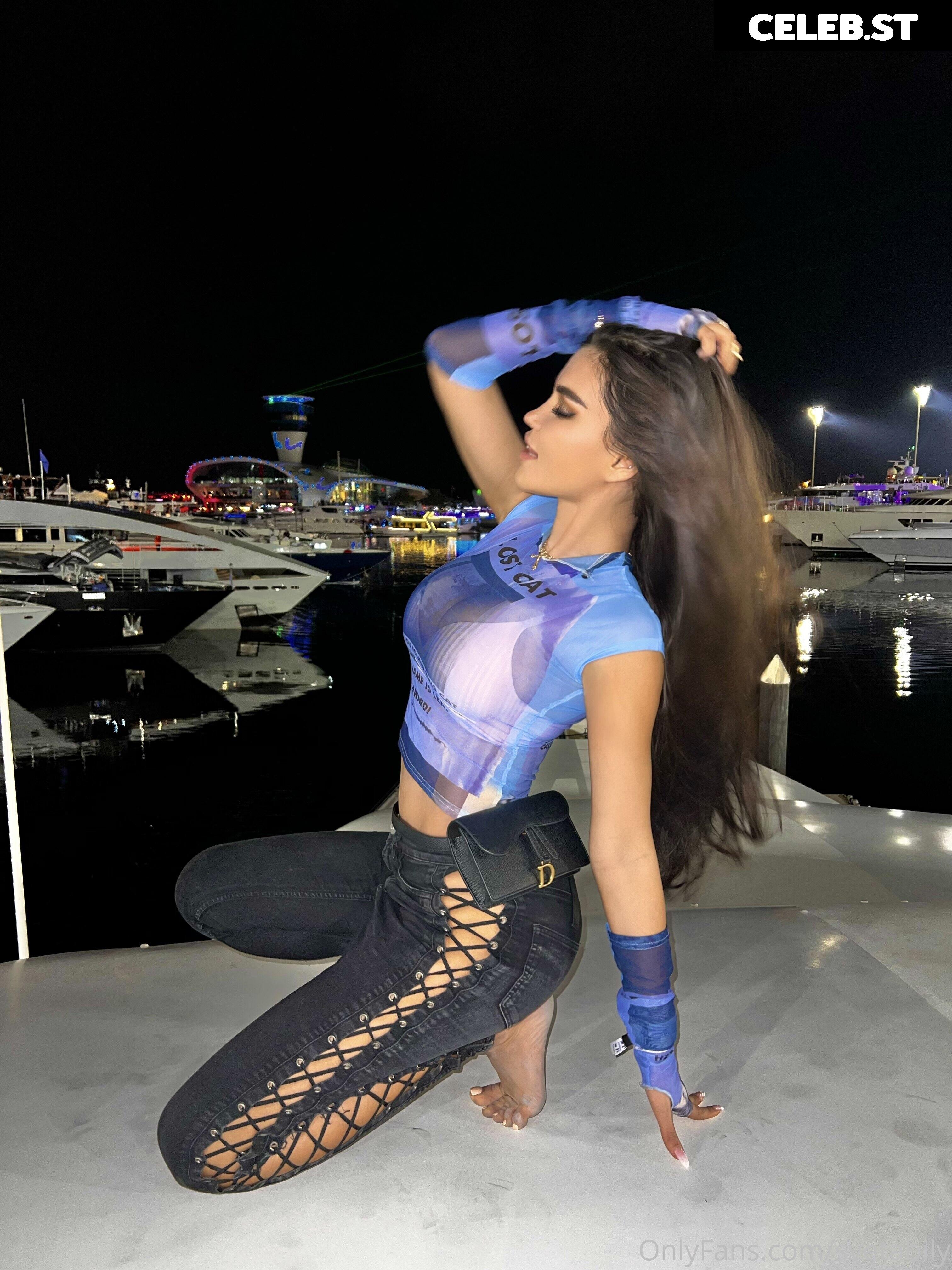 Sveta Bilyanova Image 702354