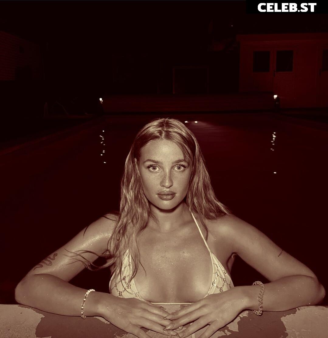 Cassy Cassau Image 702948