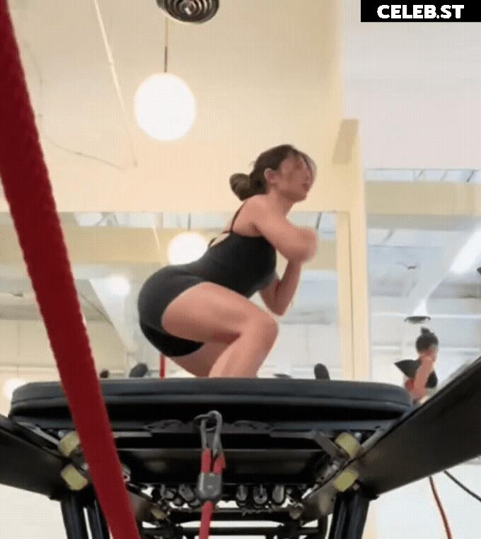 Tabitha Swatosh Image 702924