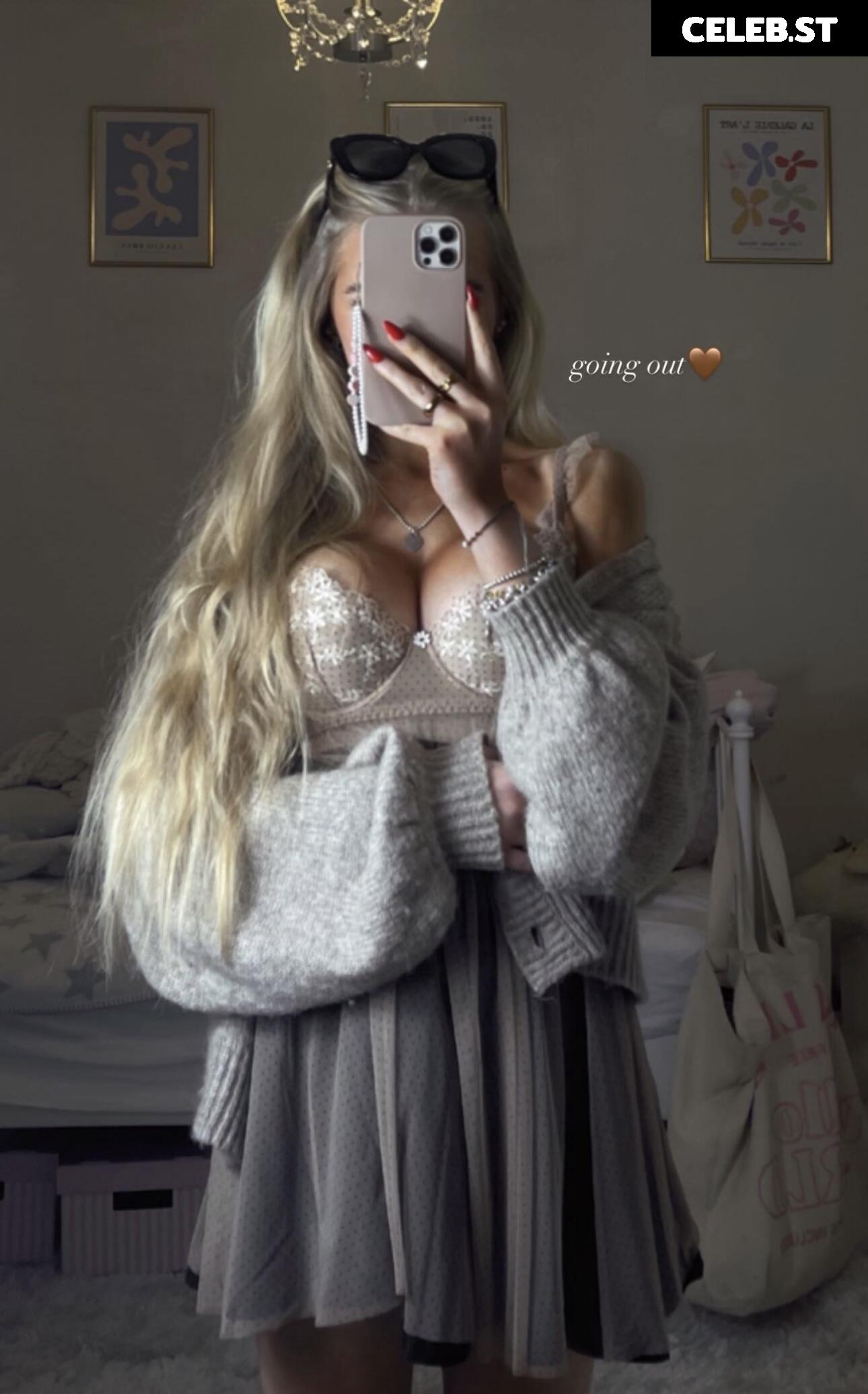 Carla Wiedbrauk Image 701671