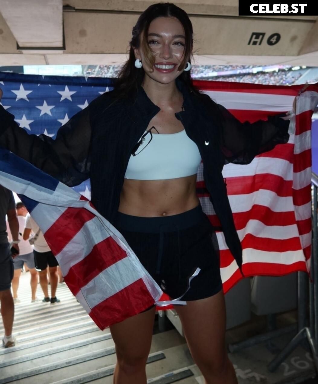 Tabitha Swatosh Image 701498