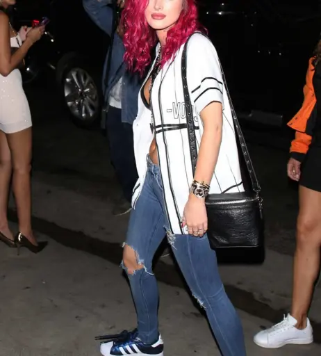 Image 9885318 from Bella Thorne