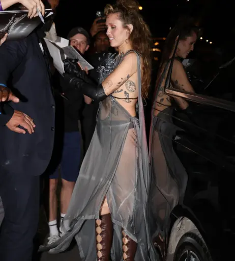 Image 9885312 from Miley Cyrus