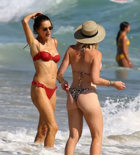 Image 9885201 from Alessandra Ambrosio