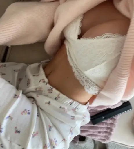 Image 9886478 from Larissaxra