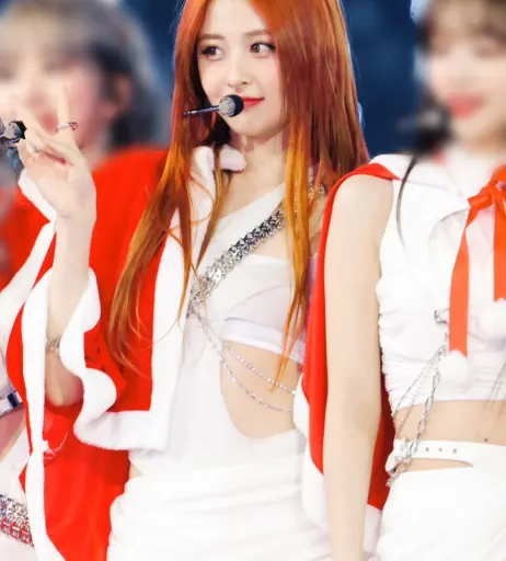 Image 9862824 from Huh Yunjin 허윤진 | LESSERAFIM