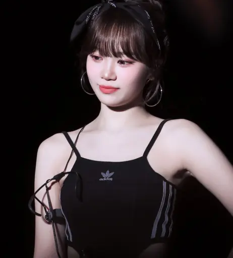 Image 9862685 from Kim Chaewon 김채원 [Le Sserafim]