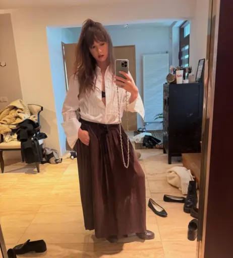 Image 9862005 from Laufey lin