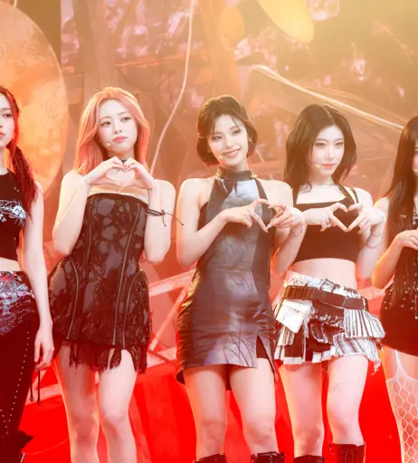 Image 9863541 from Chaeryeong - ITZY (채령)