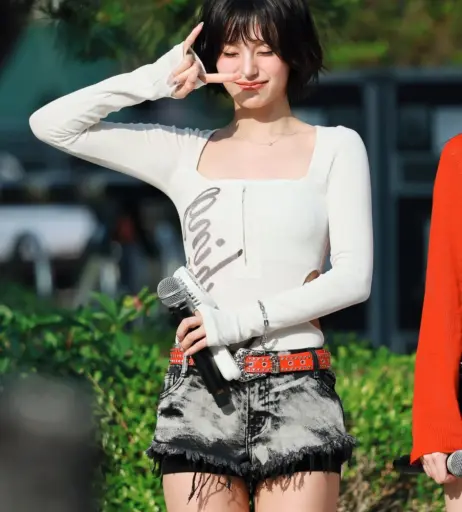 Image 9863447 from Yeji - ITZY (예지, Hwang Ye-ji)