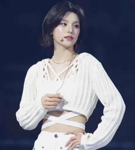 Image 9863462 from Yeji - ITZY (예지, Hwang Ye-ji)