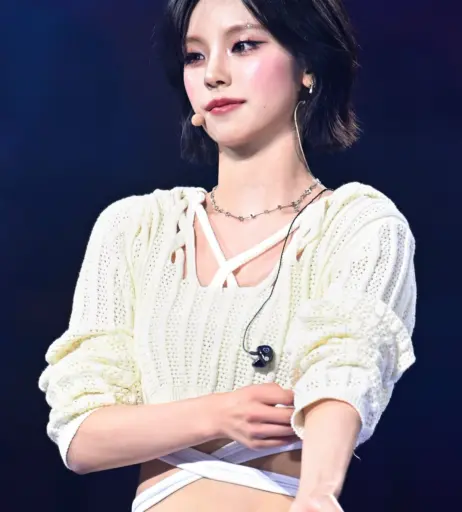 Image 9863465 from Yeji - ITZY (예지, Hwang Ye-ji)