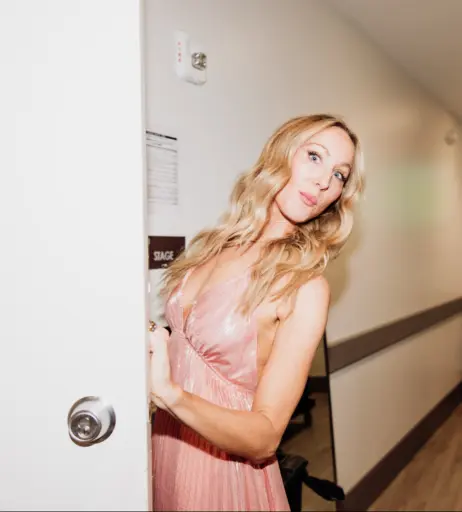 Image 9863681 from Nikki Glaser