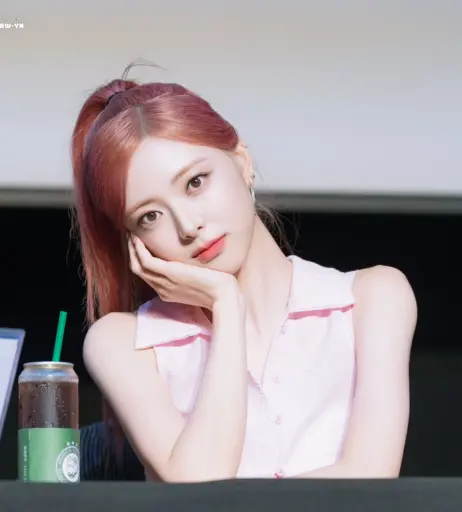 Image 9863137 from Yuna - ITZY (유나, Shin Yu Na)