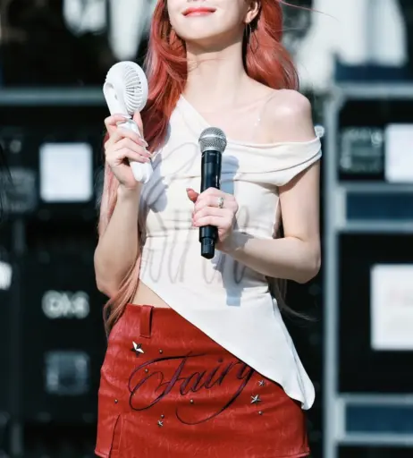 Image 9863127 from Yuna - ITZY (유나, Shin Yu Na)