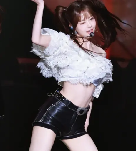 Image 9863088 from Hong Eunchae 홍은채 | LESSERAFIM