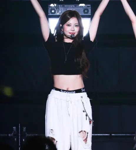 Image 9863086 from Hong Eunchae 홍은채 | LESSERAFIM