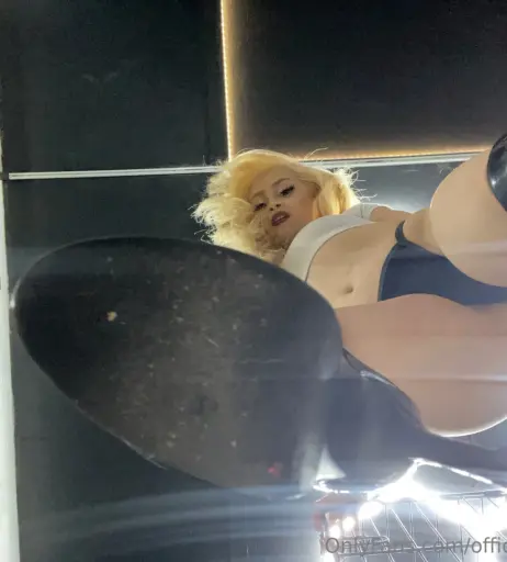 Image 9868752 from TinyTexie