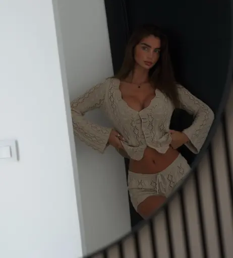 Image 9856526 from Maddy Cheary / maddycheary