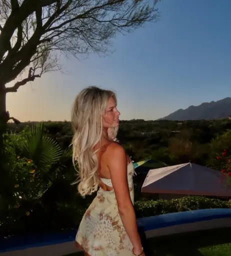 Image 9857287 from Paris Mikinski