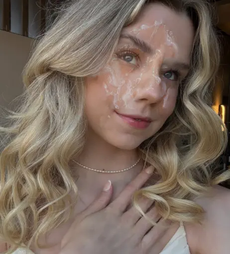 Image 9850516 from Lea Peach