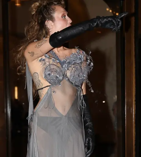 Image 9826795 from Miley Cyrus