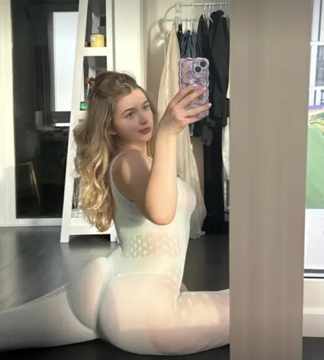 Image 9827869 from Malá Holčička