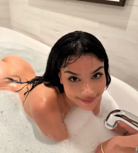 Image 9827467 from Hannahjo