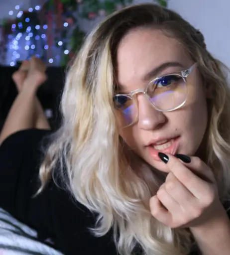 Image 9827362 from Rose ASMR