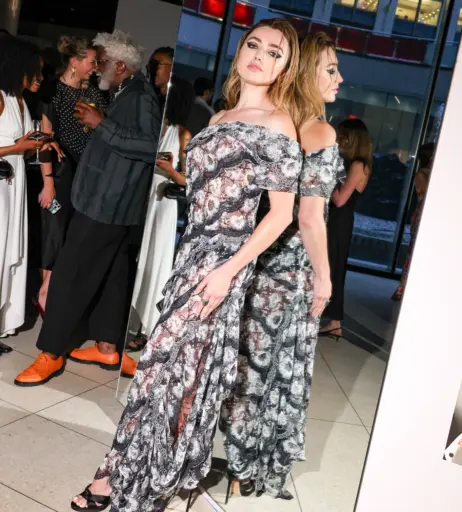 Image 9822235 from Peyton List