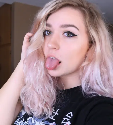 Image 9817597 from Rose ASMR