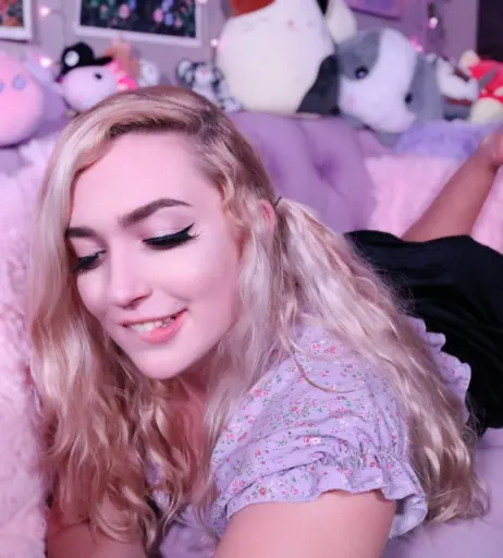 Image 9817608 from Rose ASMR