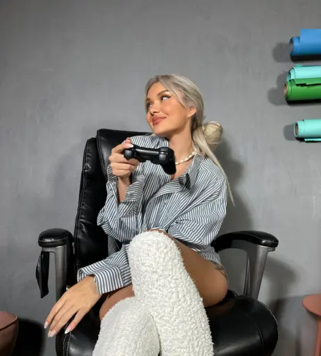 Image 9817225 from Gwendolynceline