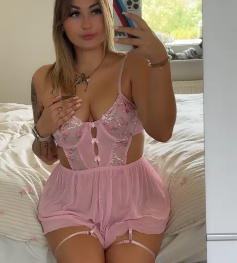 Image 9811360 from Hotpeachygirl