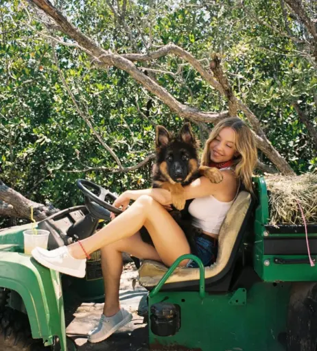 Image 9812660 from Sydney Sweeney