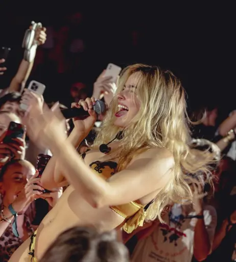 Image 9810081 from Addison Rae