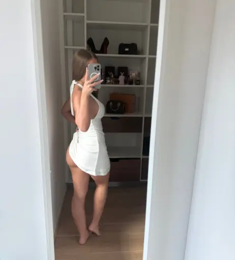 Image 9805836 from Helenaakln