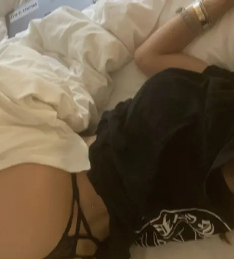 Image 9801673 from zeelyzz