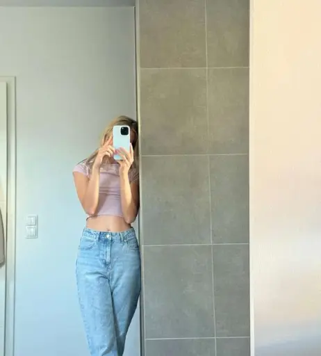 Image 9801328 from Hannahxxx91