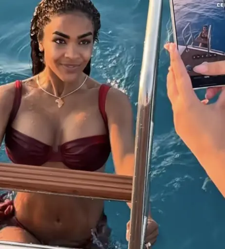 Image 9800354 from Alicia Awa