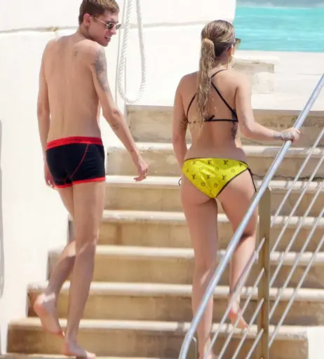 Image 9800288 from Rita Ora