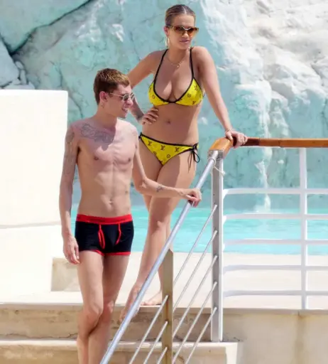 Image 9800272 from Rita Ora