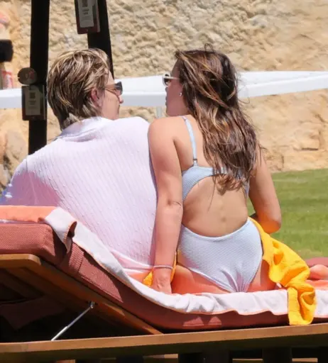 Image 9800211 from Millie Bobby Brown