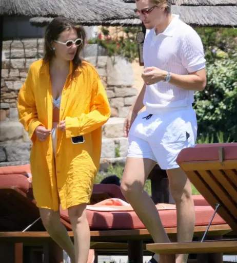 Image 9800220 from Millie Bobby Brown